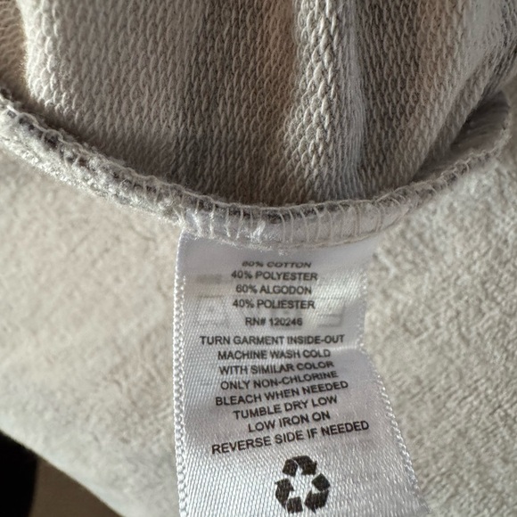 Wallflower camo top. Size L - Picture 5 of 5